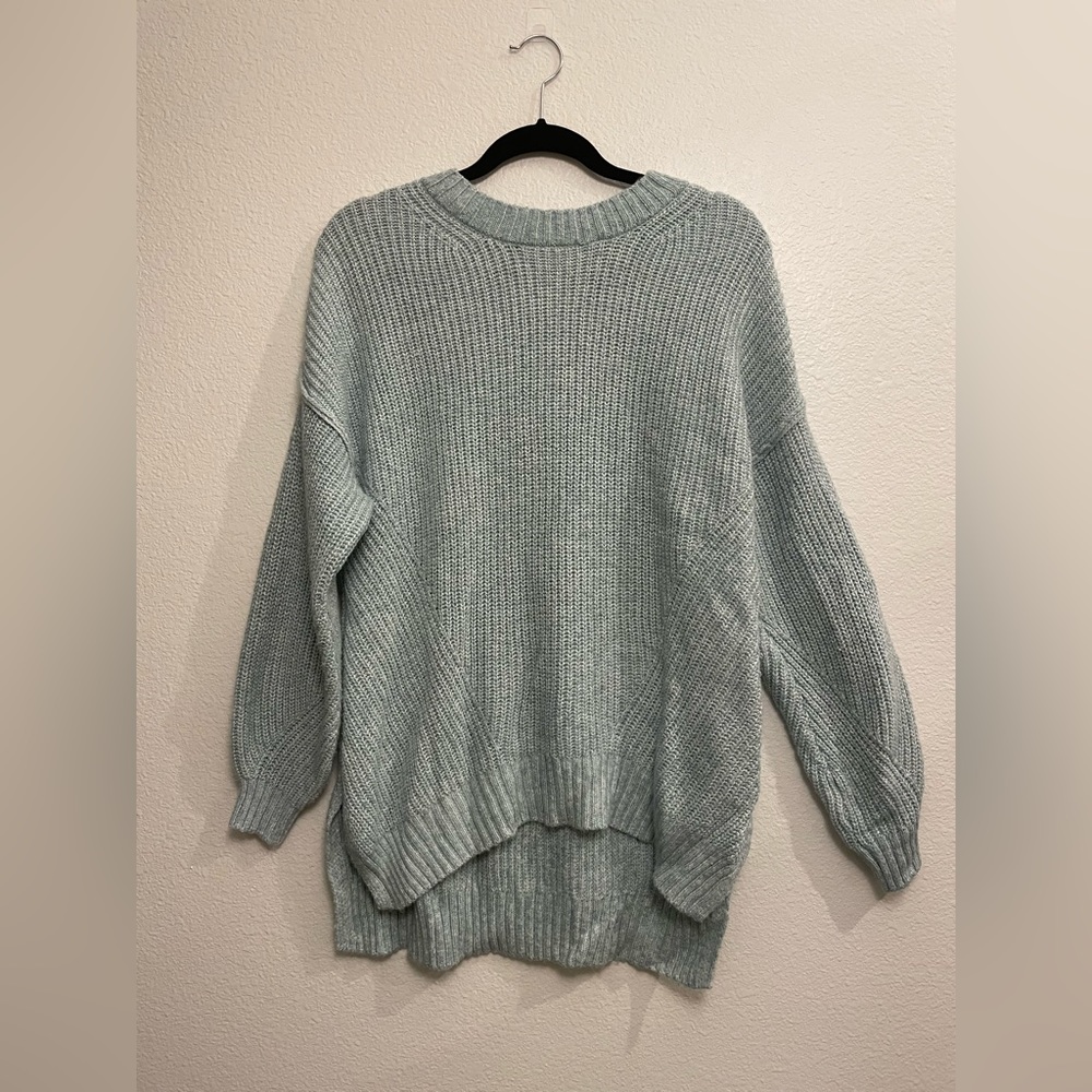 Robins egg blue American Eagle sweater, medium. Pet friendly home!